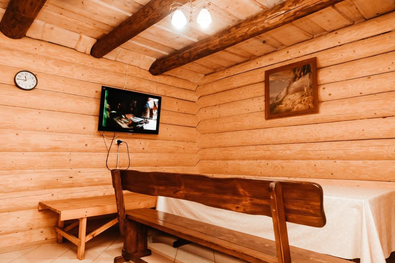 Chudodievo In Chynadievo Mini-Hotel Chynadiyovo Eksteriør bilde