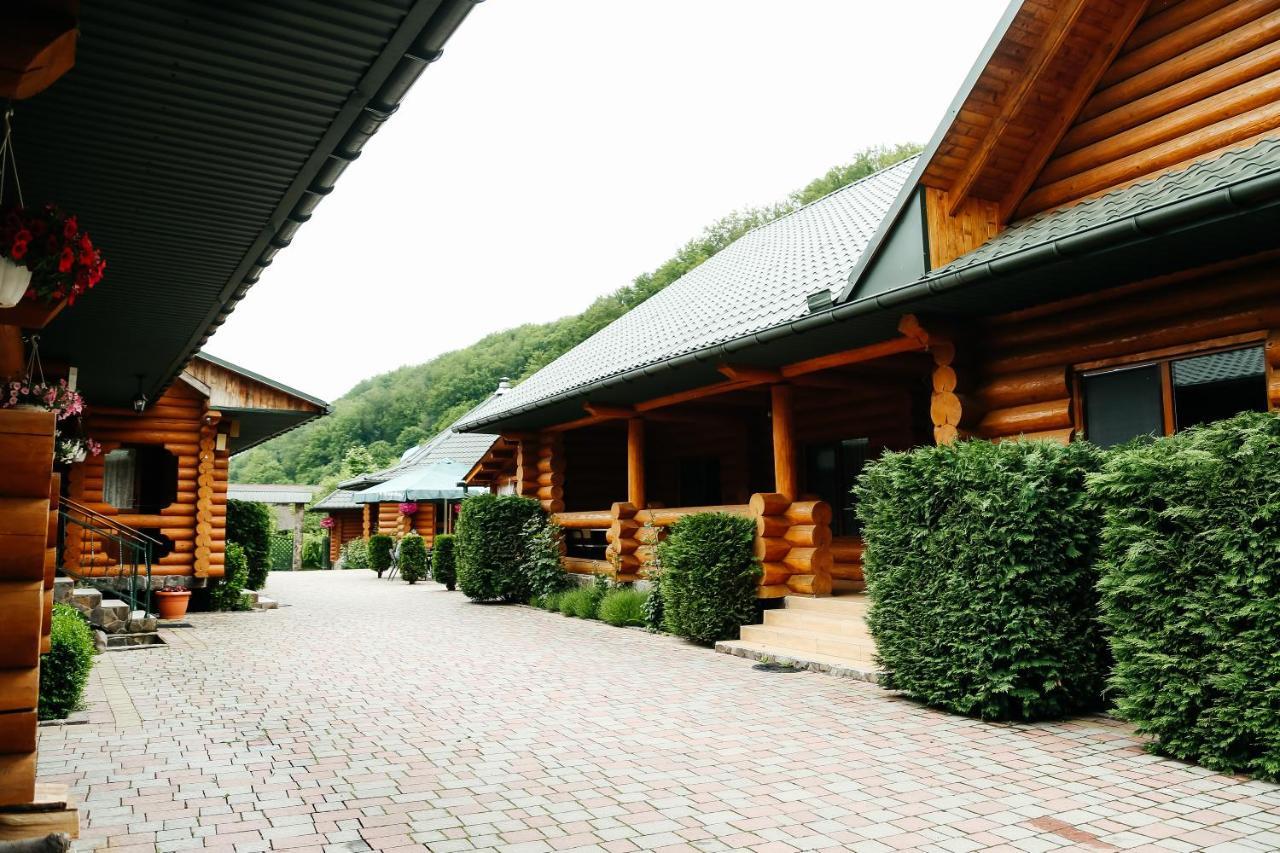 Chudodievo In Chynadievo Mini-Hotel Chynadiyovo Eksteriør bilde